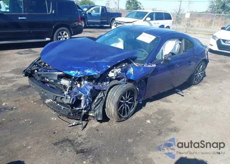 2025 Toyota Gr86 z USA, uszkodzony, nr VIN JF1ZNBB19S9760409